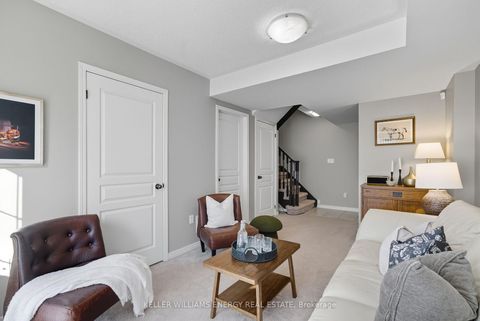 Photo 26 at 46 Comfort Way, Blue Grass Meadows, Whitby
