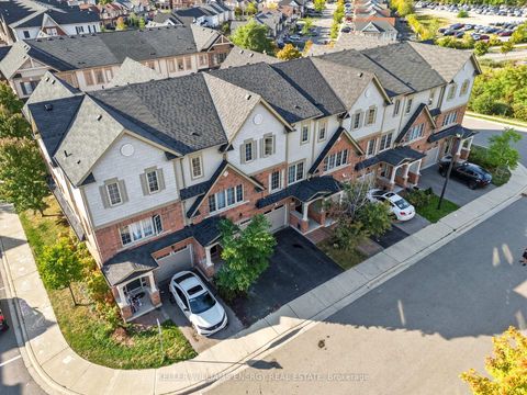 Photo 32 at 46 Comfort Way, Blue Grass Meadows, Whitby