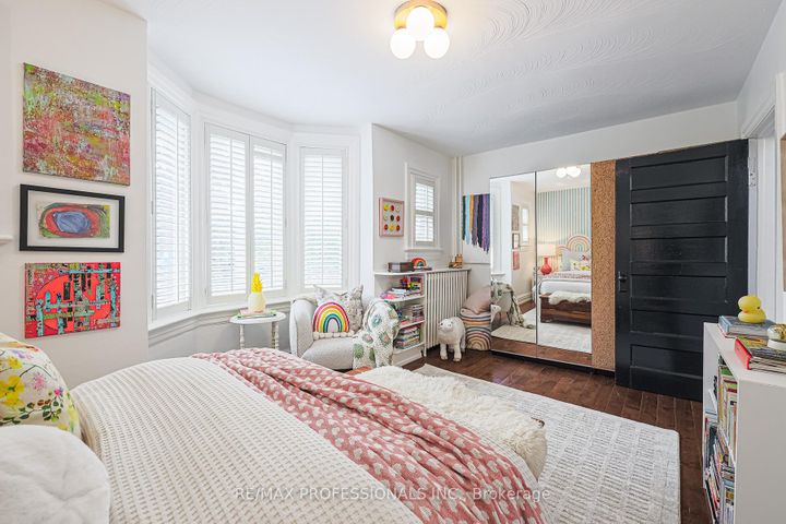 Photo 13 at 18 Constance Street, Swansea, Toronto
