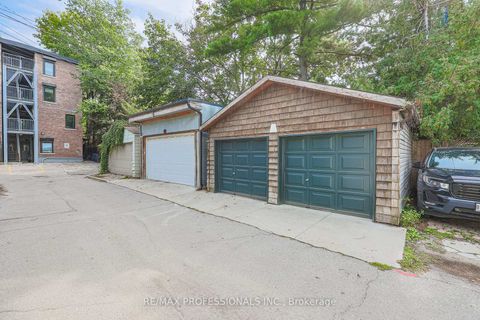 Photo 40 at 18 Constance Street, Swansea, Toronto