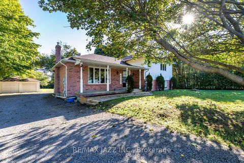Photo 2 at 585 Myrtle Road W, Rural Whitby, Whitby