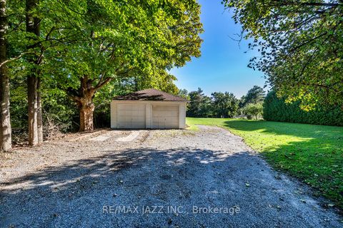 Photo 23 at 585 Myrtle Road W, Rural Whitby, Whitby