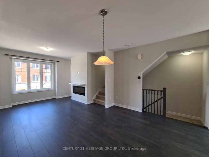 Photo 8 at 6 Snowberry Lane, Vincent, Hamilton