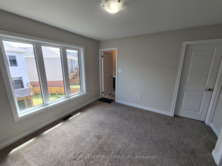 Photo 17 at 6 Snowberry Lane, Vincent, Hamilton