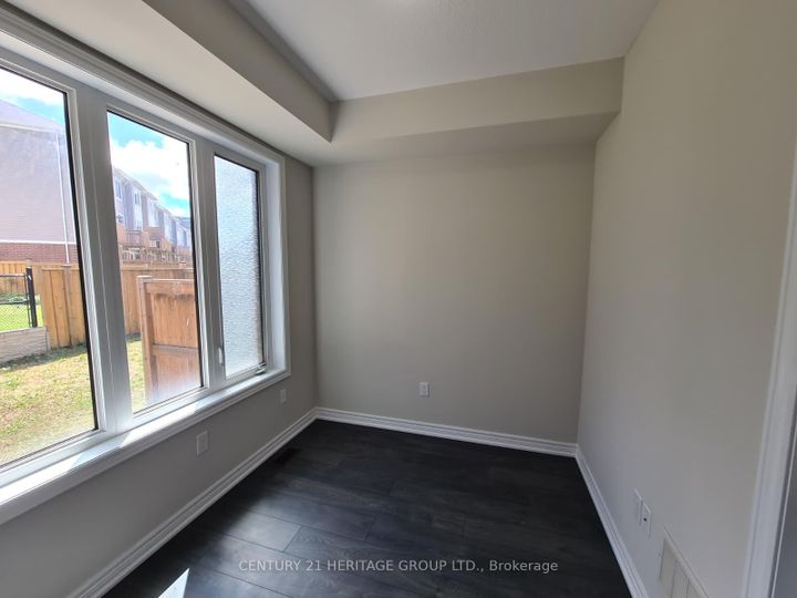 Photo 21 at 6 Snowberry Lane, Vincent, Hamilton