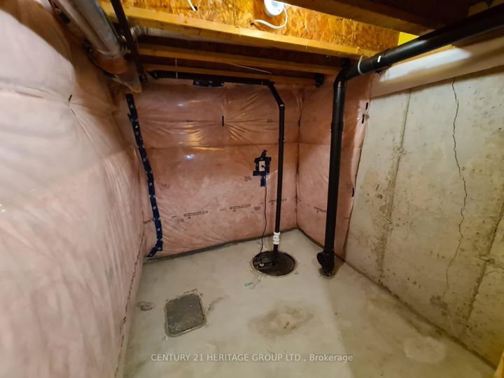 Photo 26 at 6 Snowberry Lane, Vincent, Hamilton