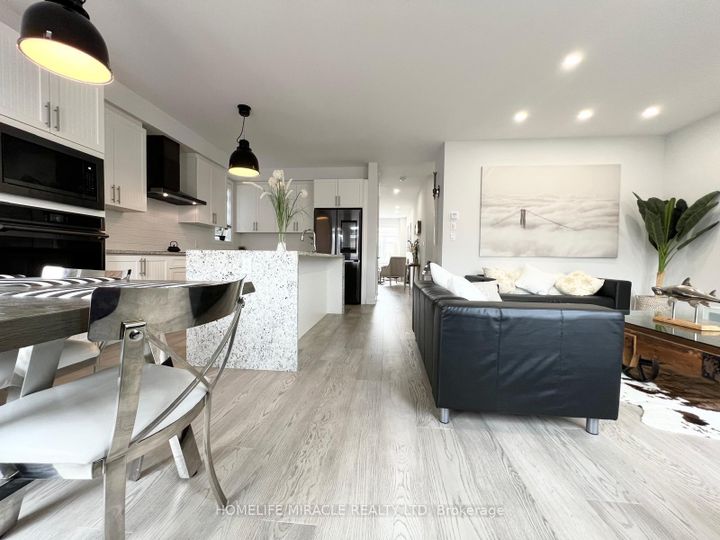 Photo 14 at 1017 Lockie Drive, Kedron, Oshawa