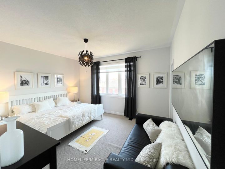 Photo 17 at 1017 Lockie Drive, Kedron, Oshawa