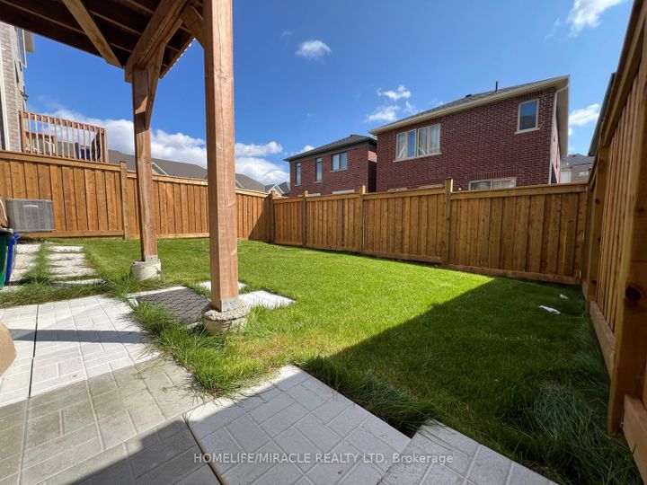 Photo 34 at 1017 Lockie Drive, Kedron, Oshawa