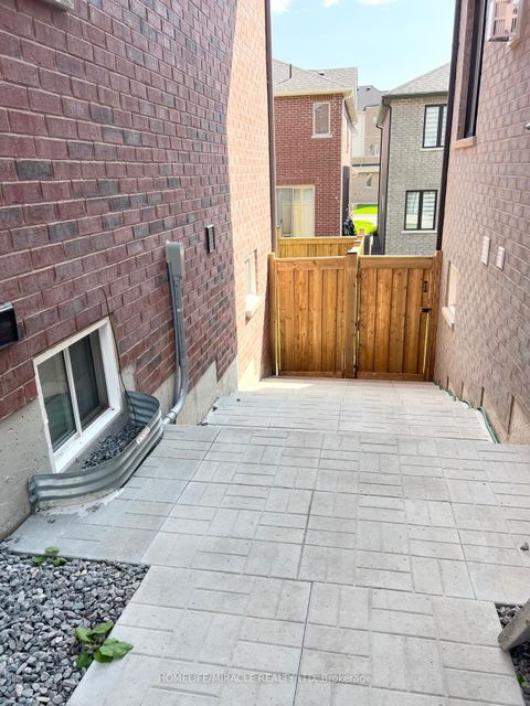 Photo 33 at 1017 Lockie Drive, Kedron, Oshawa