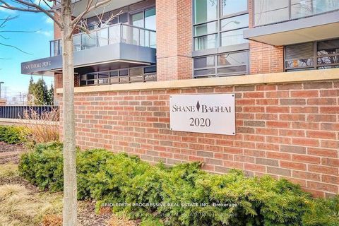 Photo 2 at 303 - 3 Southvale Drive, Leaside, Toronto
