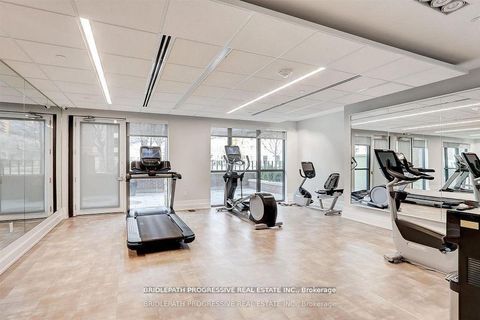 Photo 5 at 303 - 3 Southvale Drive, Leaside, Toronto