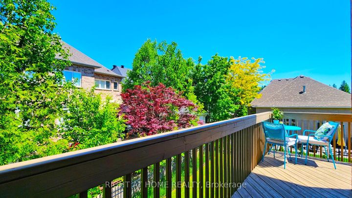 Photo 15 at 6 Sachet Drive, Oak Ridges Lake Wilcox, Richmond Hill