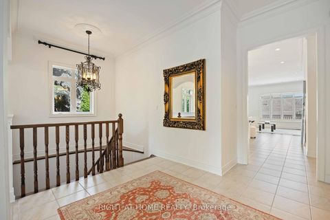 Photo 7 at 6 Sachet Drive, Oak Ridges Lake Wilcox, Richmond Hill