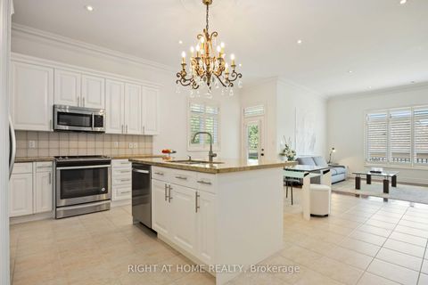 Photo 12 at 6 Sachet Drive, Oak Ridges Lake Wilcox, Richmond Hill