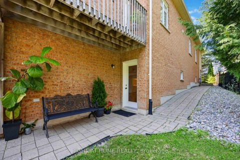 Photo 30 at 6 Sachet Drive, Oak Ridges Lake Wilcox, Richmond Hill