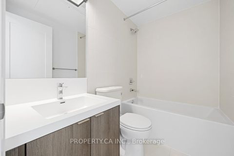 Photo 15 at 2110 - 101 Erskine Avenue, Mount Pleasant West, Toronto