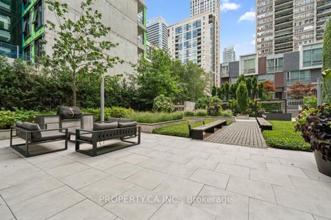 Photo 17 at 2110 - 101 Erskine Avenue, Mount Pleasant West, Toronto