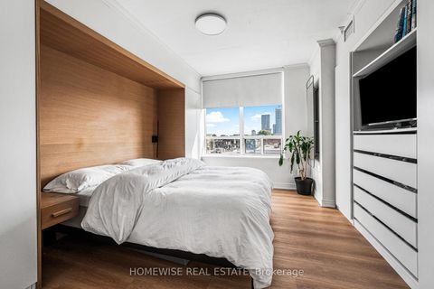 Photo 10 at 404 - 1369 Bloor Street W, Dufferin Grove, Toronto