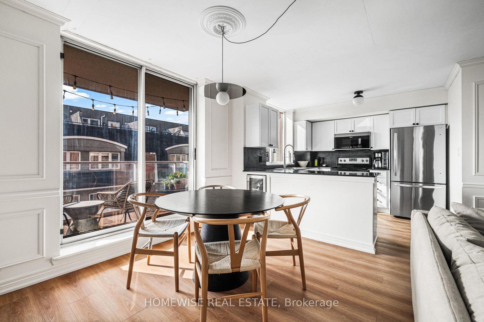 404 - 1369 Bloor Street W, Dufferin Grove, Toronto 