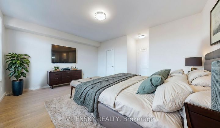 Photo 16 at 119 Golden Trail, Patterson, Vaughan