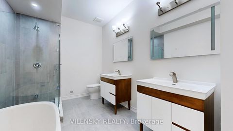 Photo 17 at 119 Golden Trail, Patterson, Vaughan Photo 17 at 119 Golden Trail, Patterson, Vaughan