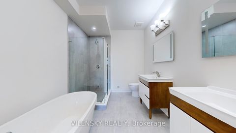 Photo 18 at 119 Golden Trail, Patterson, Vaughan Photo 18 at 119 Golden Trail, Patterson, Vaughan