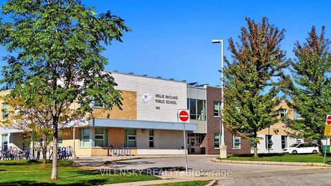 Photo 28 at 119 Golden Trail, Patterson, Vaughan Photo 28 at 119 Golden Trail, Patterson, Vaughan