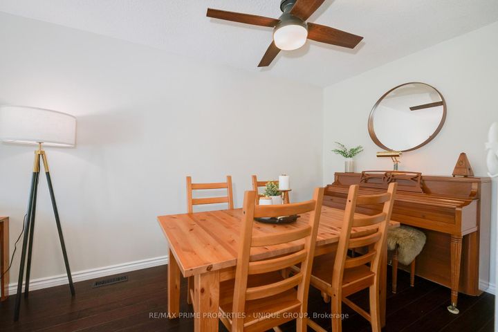 Photo 7 at 520 Muirfield Street, Donevan, Oshawa