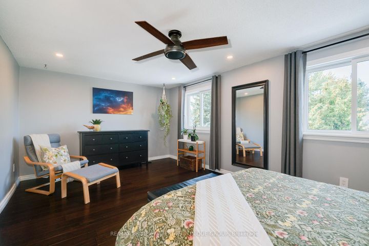 Photo 17 at 520 Muirfield Street, Donevan, Oshawa