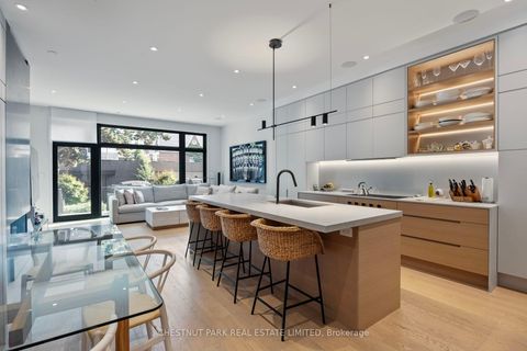 Photo 5 at 43 Summerhill Avenue, Moore Park, Toronto