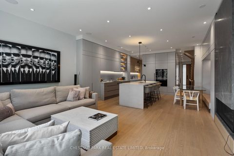 Photo 11 at 43 Summerhill Avenue, Moore Park, Toronto