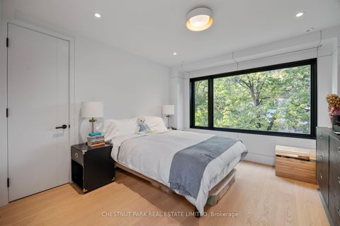 Photo 26 at 43 Summerhill Avenue, Moore Park, Toronto