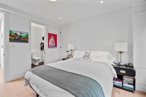 Photo 27 at 43 Summerhill Avenue, Moore Park, Toronto