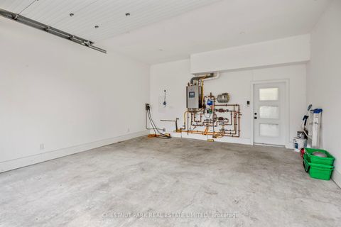 Photo 37 at 43 Summerhill Avenue, Moore Park, Toronto
