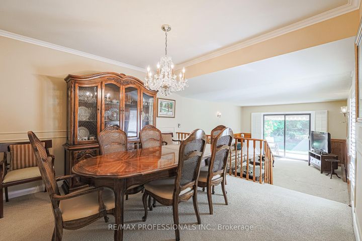 Photo 15 at 55 Old Burnhamthorpe Road, Markland Wood, Toronto