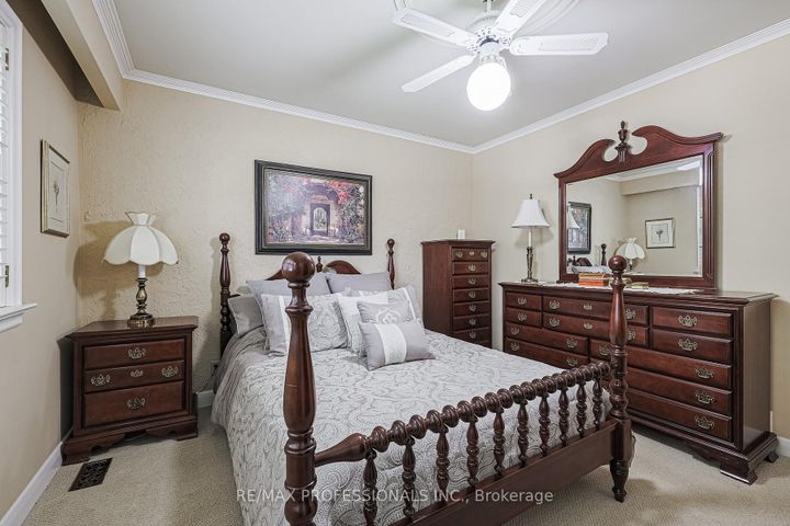 Photo 24 at 55 Old Burnhamthorpe Road, Markland Wood, Toronto