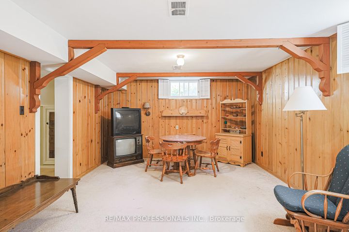 Photo 33 at 55 Old Burnhamthorpe Road, Markland Wood, Toronto