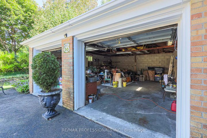 Photo 43 at 55 Old Burnhamthorpe Road, Markland Wood, Toronto