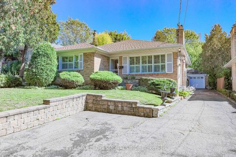 Photo 1 at 55 Old Burnhamthorpe Road, Markland Wood, Toronto