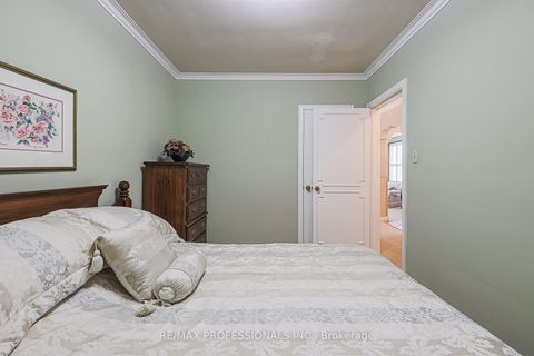 Photo 27 at 55 Old Burnhamthorpe Road, Markland Wood, Toronto