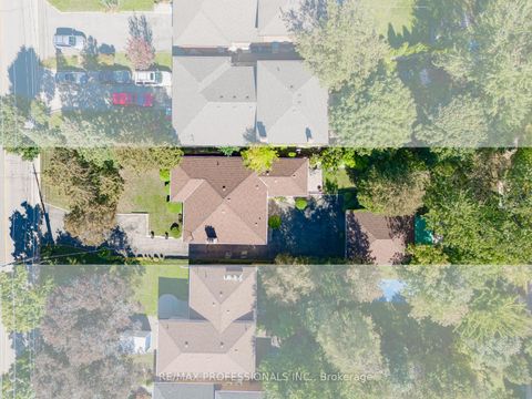 Photo 46 at 55 Old Burnhamthorpe Road, Markland Wood, Toronto