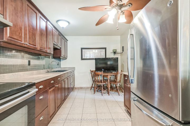 Photo 10 at 17 Truro Crescent, Milliken, Toronto