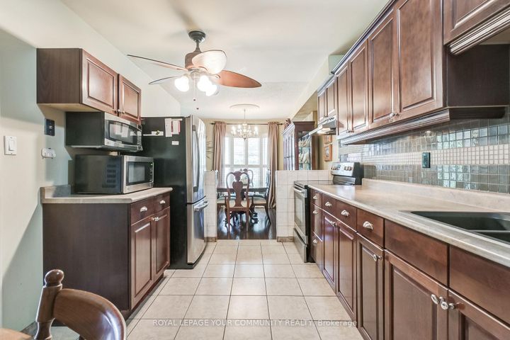 Photo 11 at 17 Truro Crescent, Milliken, Toronto