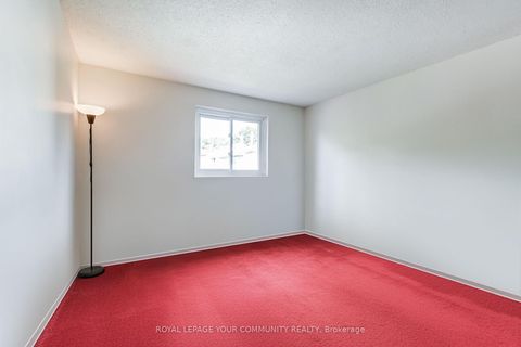 Photo 14 at 17 Truro Crescent, Milliken, Toronto Photo 14 at 17 Truro Crescent, Milliken, Toronto