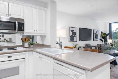 Photo 10 at 317 - 18 Wanless Avenue, Lawrence Park North, Toronto
