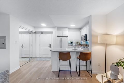 Photo 11 at 317 - 18 Wanless Avenue, Lawrence Park North, Toronto