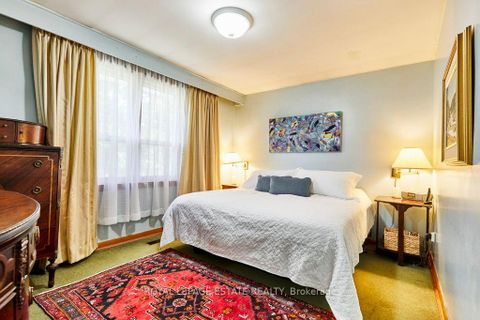 Photo 15 at 5 Bolger Place, Clairville, Toronto
