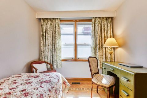Photo 17 at 5 Bolger Place, Clairville, Toronto
