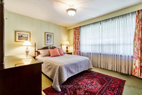 Photo 18 at 5 Bolger Place, Clairville, Toronto